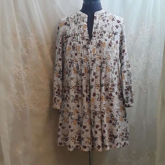 Old Navy Dresses & Skirts - ✔CLEARANCE SALE ⬇️BEAUTIFUL DRESS